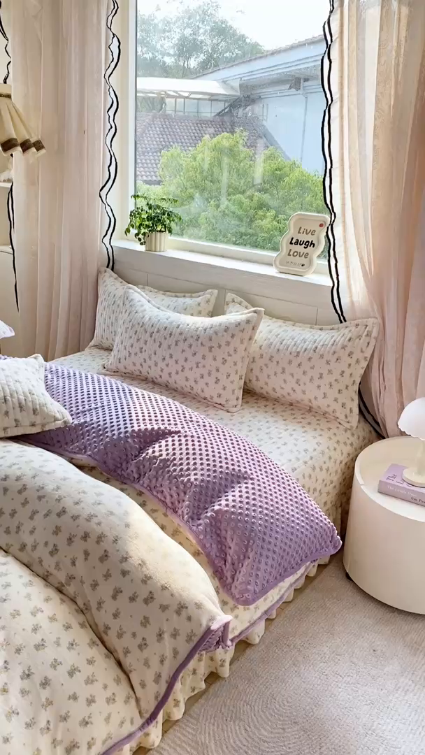 91家纺网 家纺一手货源 找家纺 尚美 2025新款豆豆绒牛奶绒大花边床盖四件套-系列2（床盖花边随机） 花紫