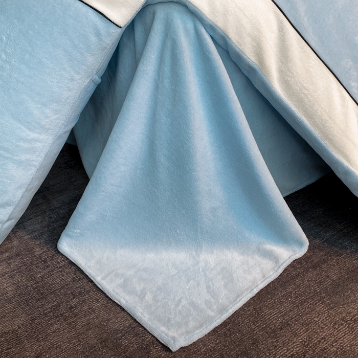 91家纺网 家纺一手货源 找家纺 绒世界 2025秋冬小香风香奈系列牛奶绒四件套 秋波蓝