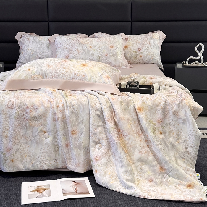 91家纺网 家纺一手货源 找家纺 梵克保罗 2025春夏新款莱赛尔天丝夏被嵌绳款数码印花单夏被夏被四件套单床笠单床单款 筱然