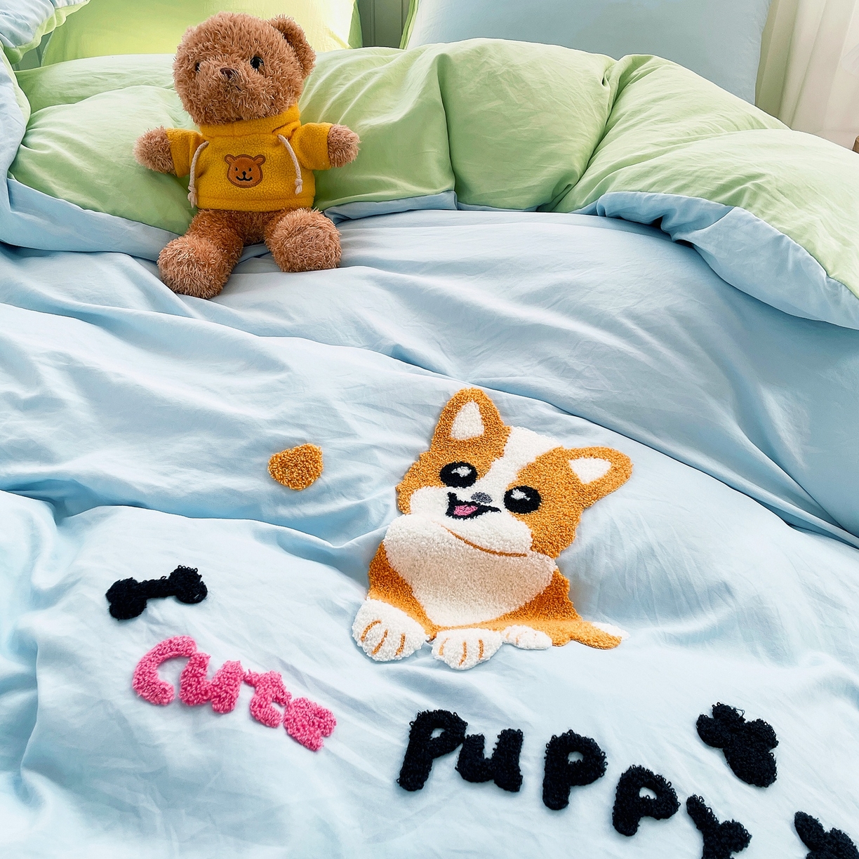 91家纺网 家纺一手货源 找家纺 三叁三 2025新款亲肤云柔水洗棉卡通毛巾绣四件套 可爱狗-蓝