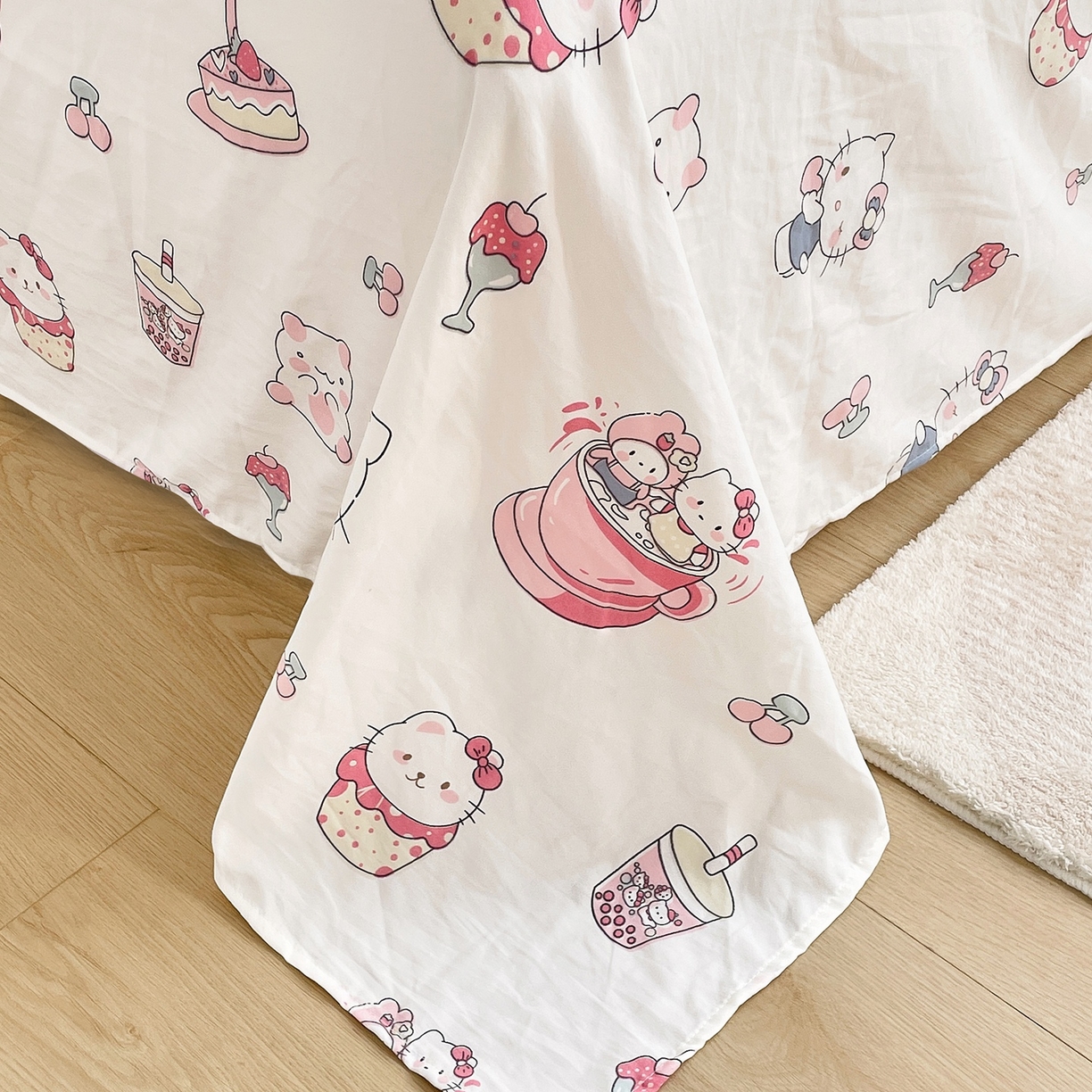 91家纺网 家纺一手货源 找家纺 三叁三 2025新款亲肤云柔水洗棉卡通毛巾绣四件套 喵喵鱼-粉