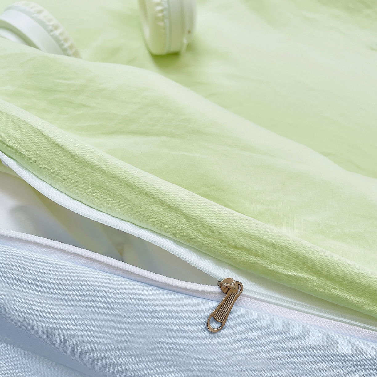 91家纺网 家纺一手货源 找家纺 三叁三 2025新款亲肤云柔水洗棉卡通毛巾绣四件套 可爱狗-绿