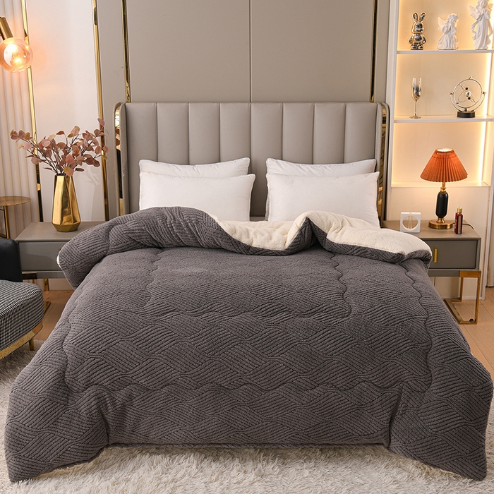 91家纺网 家纺一手货源 找家纺 预言家纺 2025新款提花双面绒冬被系列 双面绒深灰