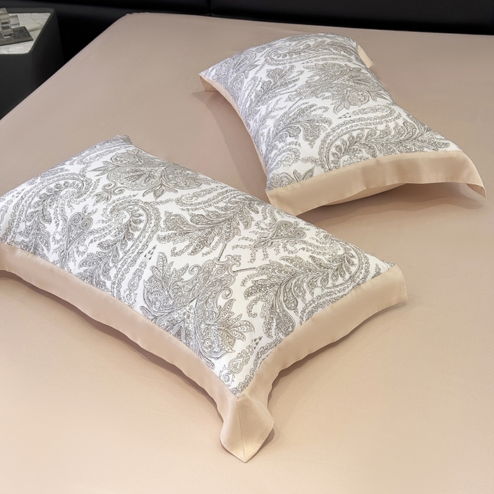 91家纺网 家纺一手货源 找家纺 梵克保罗 2025春夏新品莱赛尔天丝数码印花单床笠单床单单枕套 风止弦（B版珍珠腮红）-枕套