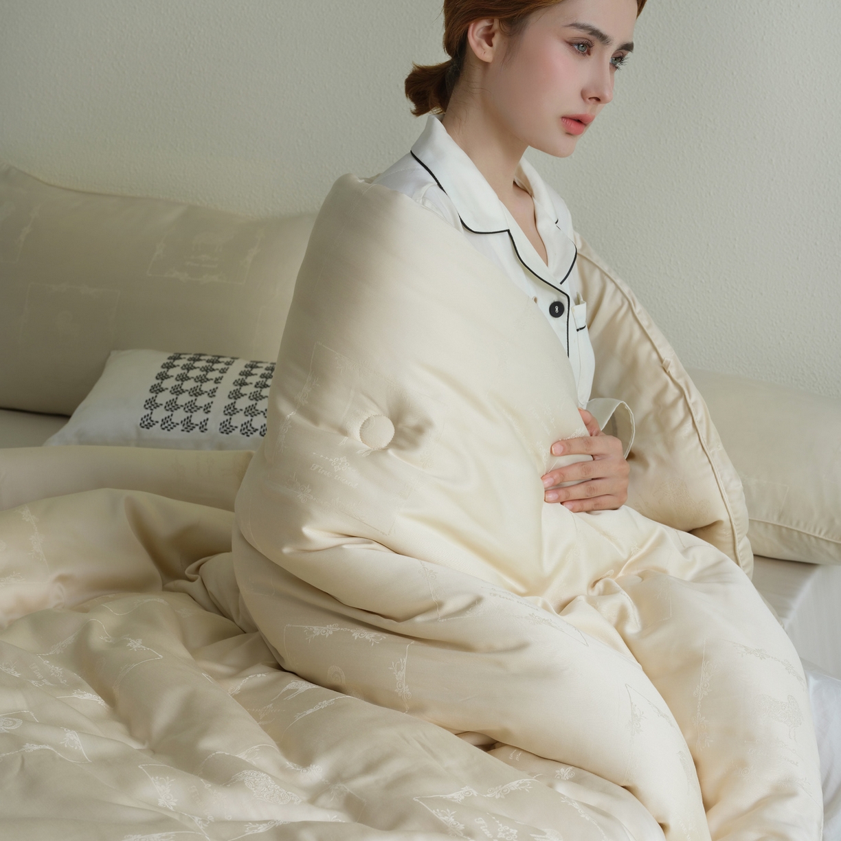 91家纺网 家纺一手货源 找家纺 （总）桂雅居 2025新款金糯羊-凯斯米尔羊毛蚕丝提花被被子被芯