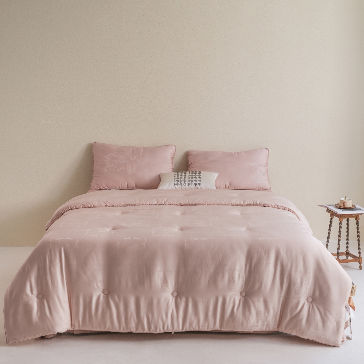 桂雅居 2025新款金糯羊-凯斯米尔羊毛蚕丝提花被被子被芯 雾绒粉