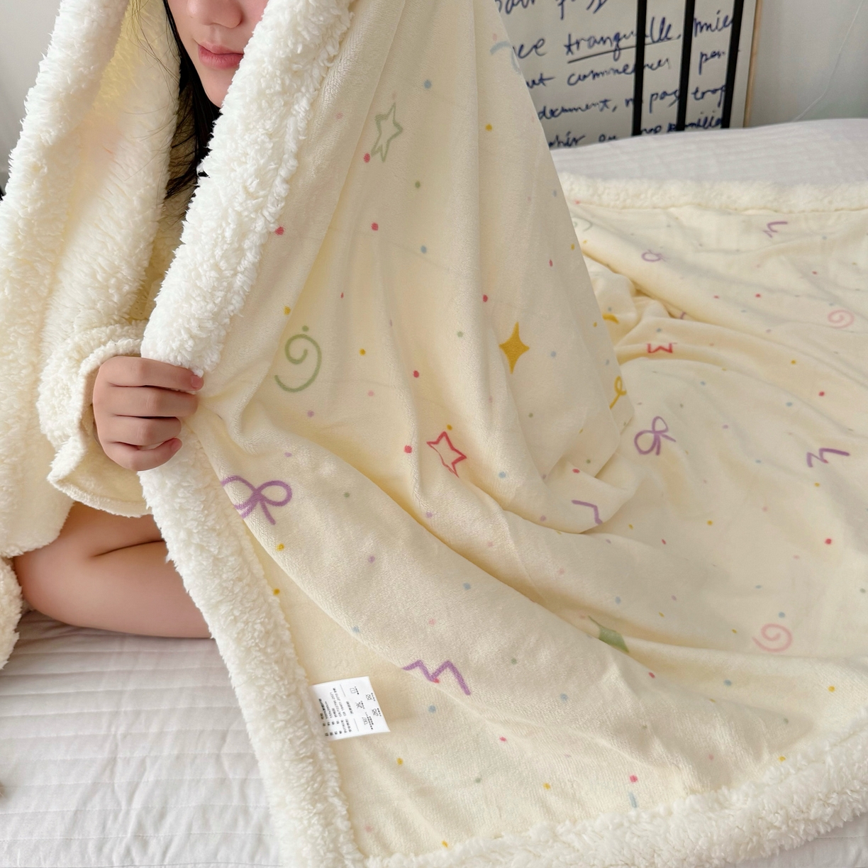 91家纺网 家纺一手货源 找家纺 航途席业 2025新款200g牛奶绒羊羔绒毛毯 彩色波点