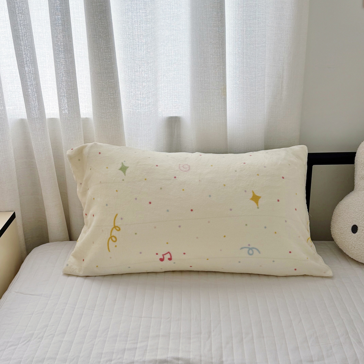 91家纺网 家纺一手货源 找家纺 航途席业 2025新款200g牛奶绒羊羔绒毛毯 彩色波点