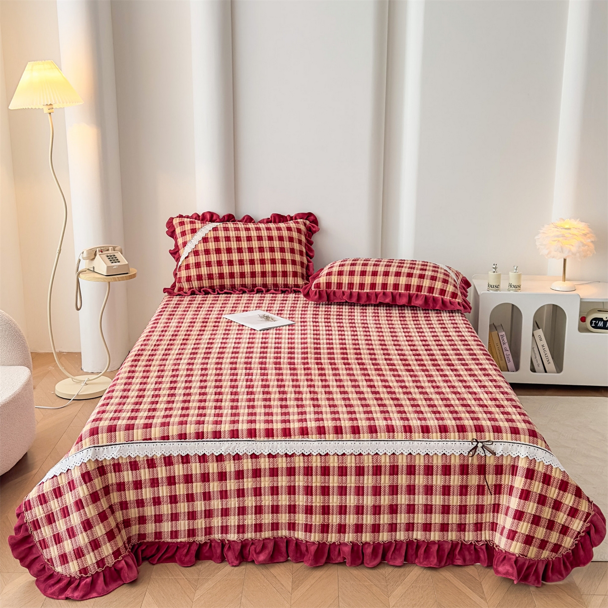 91家纺网 家纺一手货源 找家纺 （总）恒爱家纺 2025新款牛奶绒夹棉花边床盖系列三件套