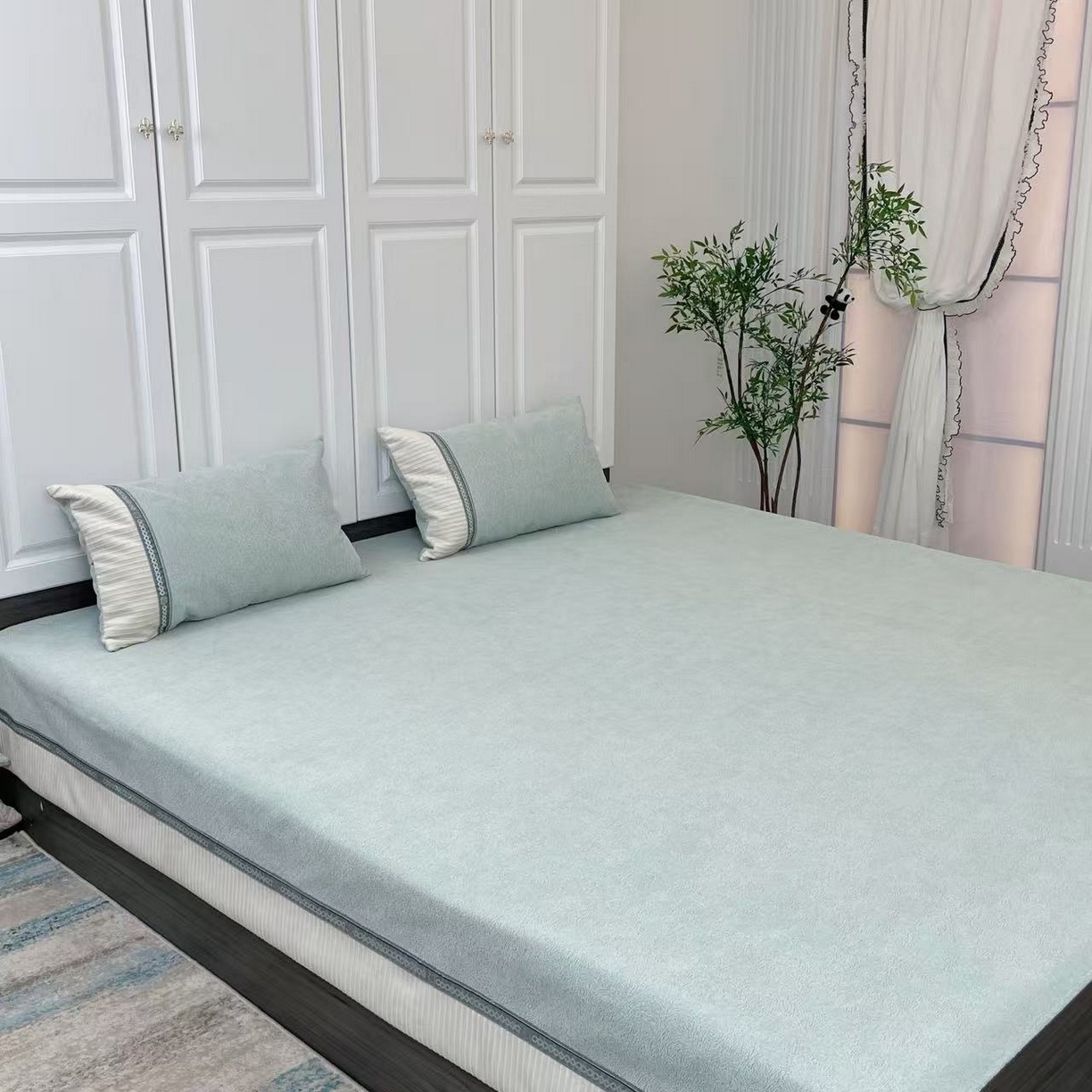 91家纺网 家纺一手货源 找家纺 （总）暖木杨 2025新款雪尼尔榻榻米床盖炕盖防滑床盖柔软亲肤简约可定制尺寸-奶茶