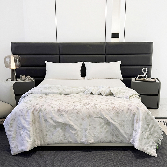 梵克保罗 2025春夏新品莱赛尔天丝数码印花嵌绳单夏被 念池花