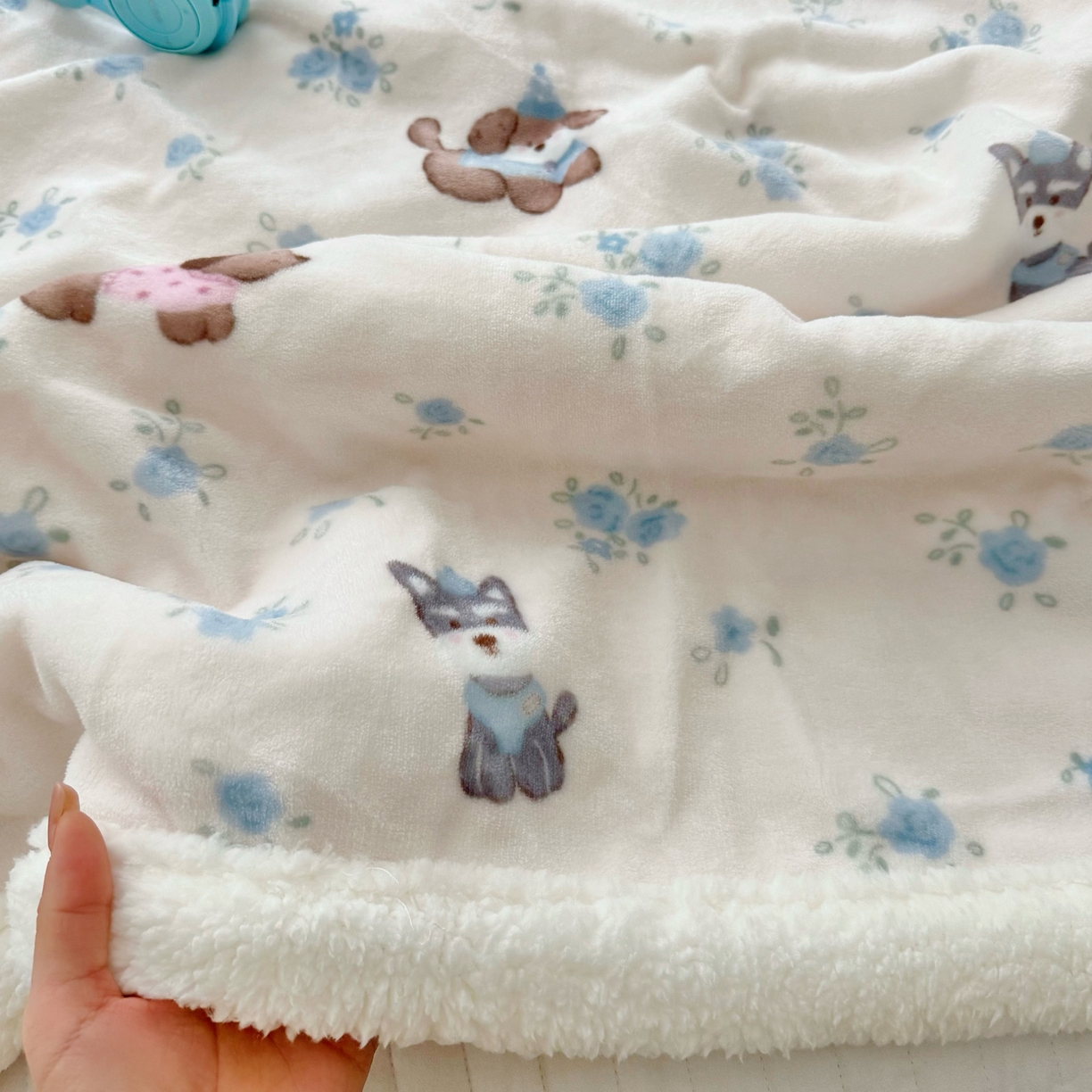 91家纺网 家纺一手货源 找家纺 航途席业 2025新款200g牛奶绒羊羔绒毛毯 狗狗乐园