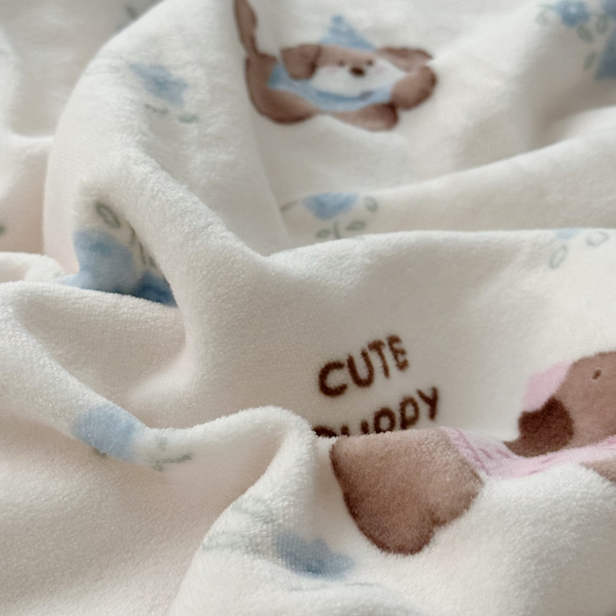 91家纺网 家纺一手货源 找家纺 航途席业 2025新款200g牛奶绒羊羔绒毛毯 狗狗乐园