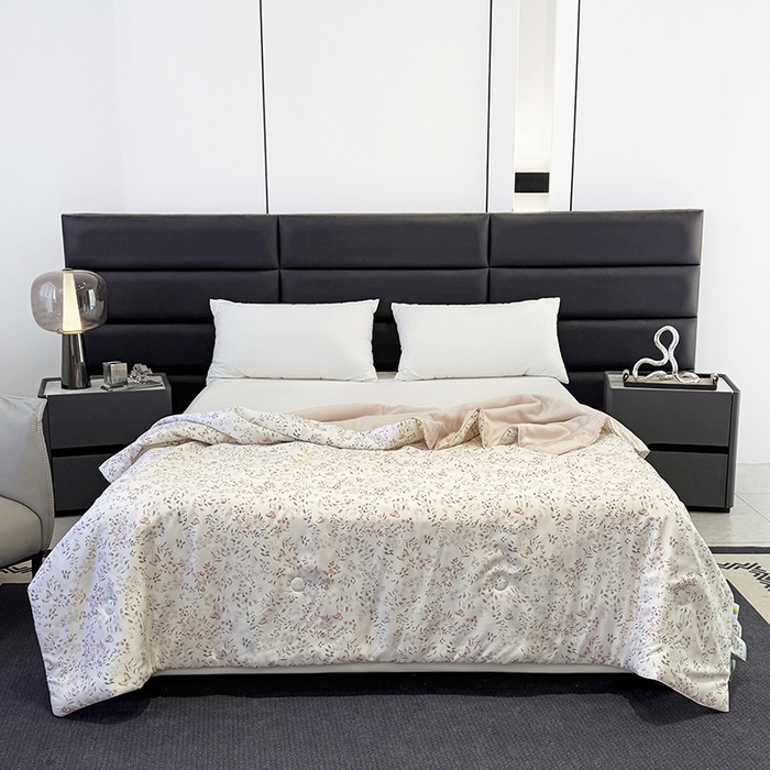 梵克保罗 2025春夏新品莱赛尔天丝数码印花嵌绳单夏被 吟禾暮