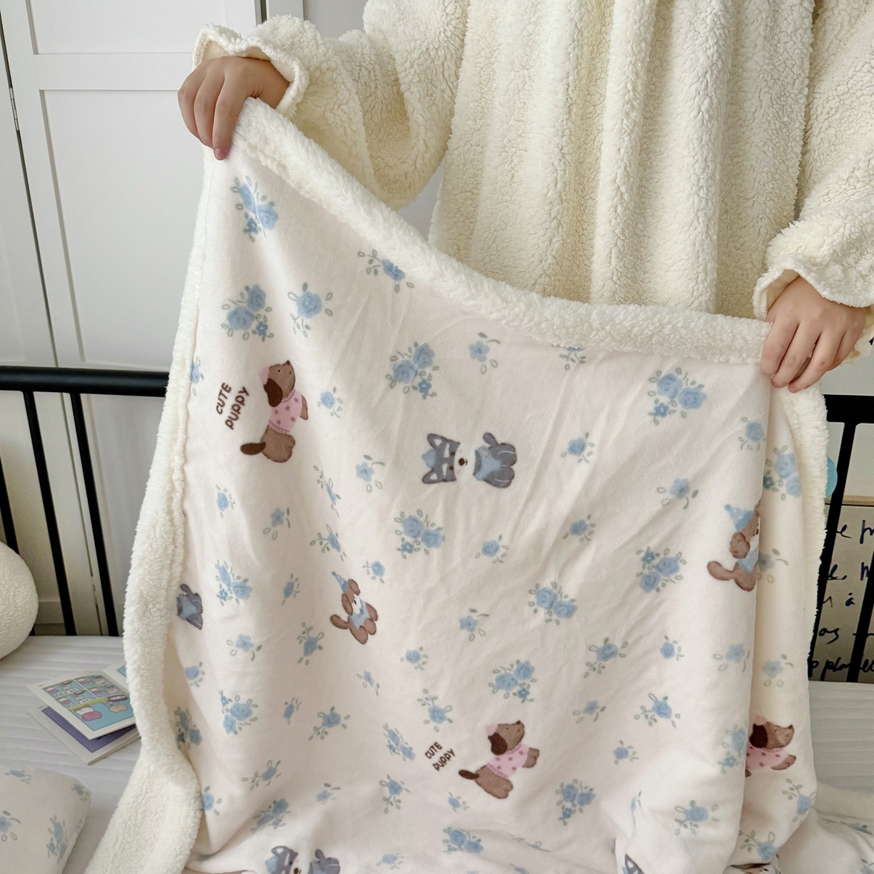 91家纺网 家纺一手货源 找家纺 航途席业 2025新款200g牛奶绒羊羔绒毛毯 狗狗乐园