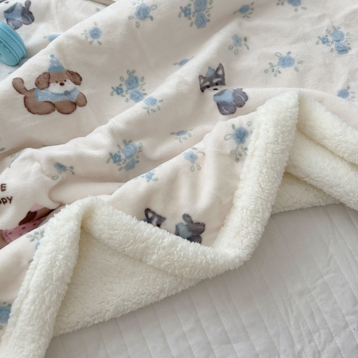 91家纺网 家纺一手货源 找家纺 航途席业 2025新款200g牛奶绒羊羔绒毛毯 狗狗乐园