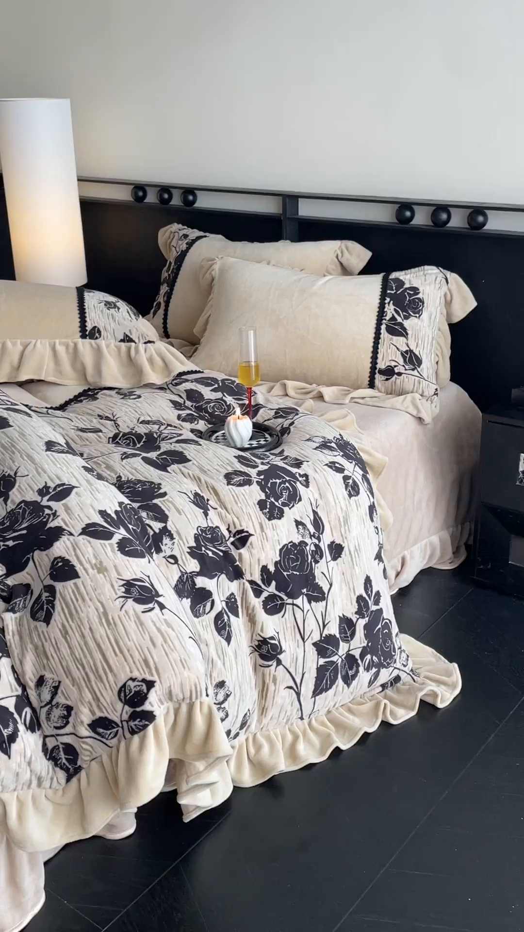 91家纺网 家纺一手货源 找家纺 慕木家纺 2025新款A类高克重高端雕花烂花AB版工艺款拼接四件套绮梦系列(直播热款) 玫瑰眠窝