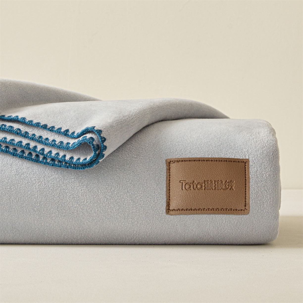 91家纺网 家纺一手货源 找家纺 （总）雯豆家纺 2025新款獭獭绒毛毯双层加厚纯色毯子高档高克重盖毯