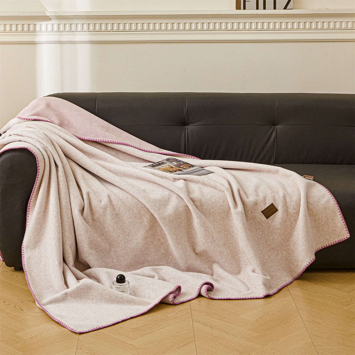 91家纺网 家纺一手货源 找家纺 雯豆家纺 2025新款獭獭绒毛毯双层加厚纯色毯子高档高克重盖毯 柔雾粉