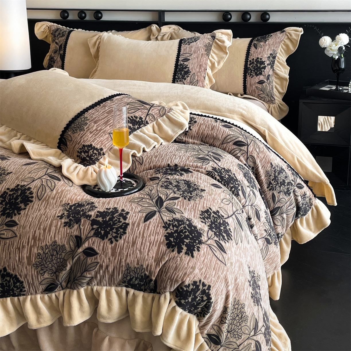 慕木家纺 2025新款A类高克重高端雕花烂花AB版工艺款拼接四件套绮梦系列(直播热款) 花蔓韵