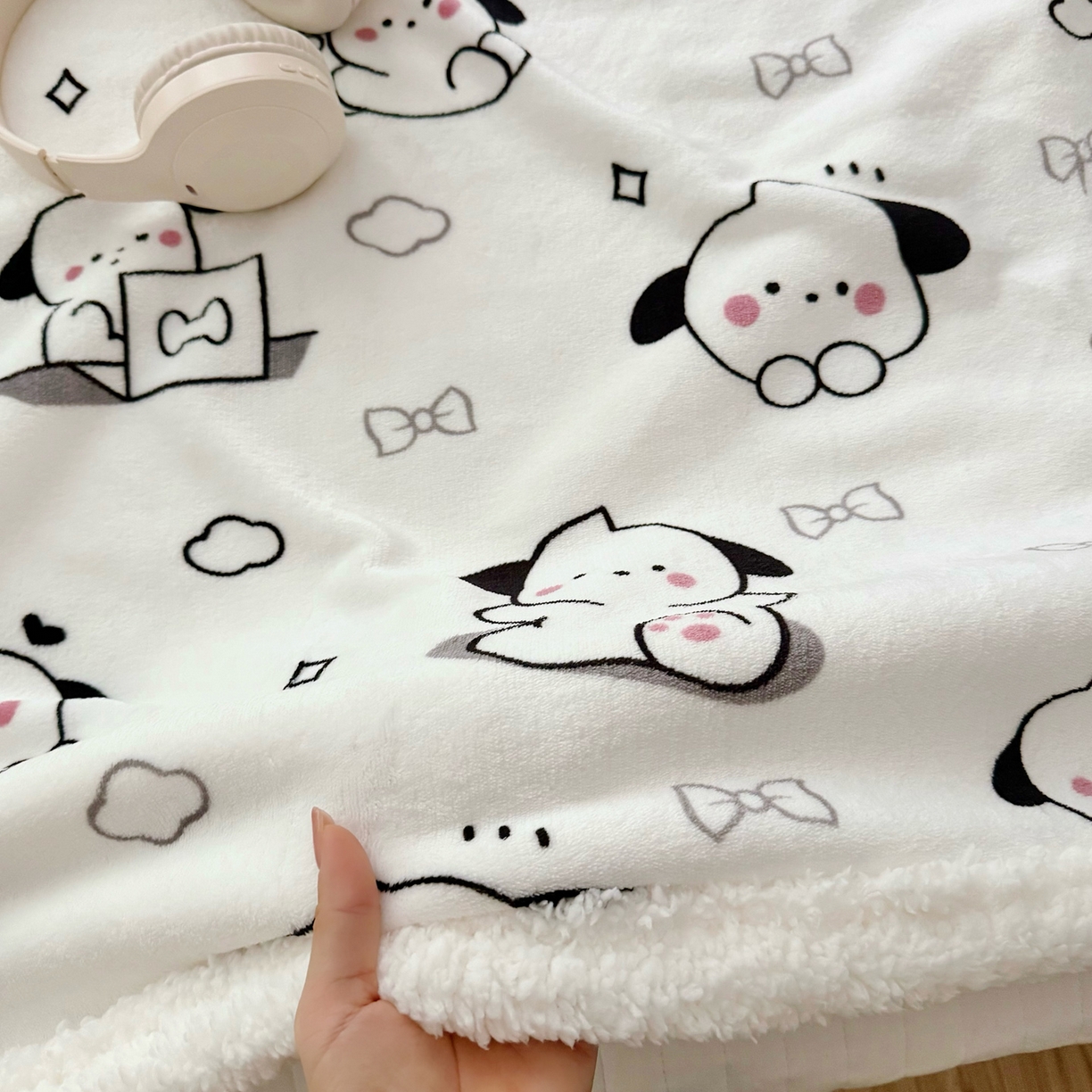 91家纺网 家纺一手货源 找家纺 航途席业 2025新款200g牛奶绒羊羔绒毛毯 狗狗时代