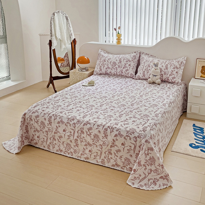 91家纺网 家纺一手货源 找家纺 梵克保罗 2025春夏原棉鱼骨棉老粗布花边印花床单软凉席三件套 花意