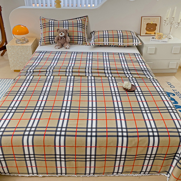 91家纺网 家纺一手货源 找家纺 梵克保罗 2025春夏原棉鱼骨棉老粗布花边印花床单软凉席三件套 英伦时尚