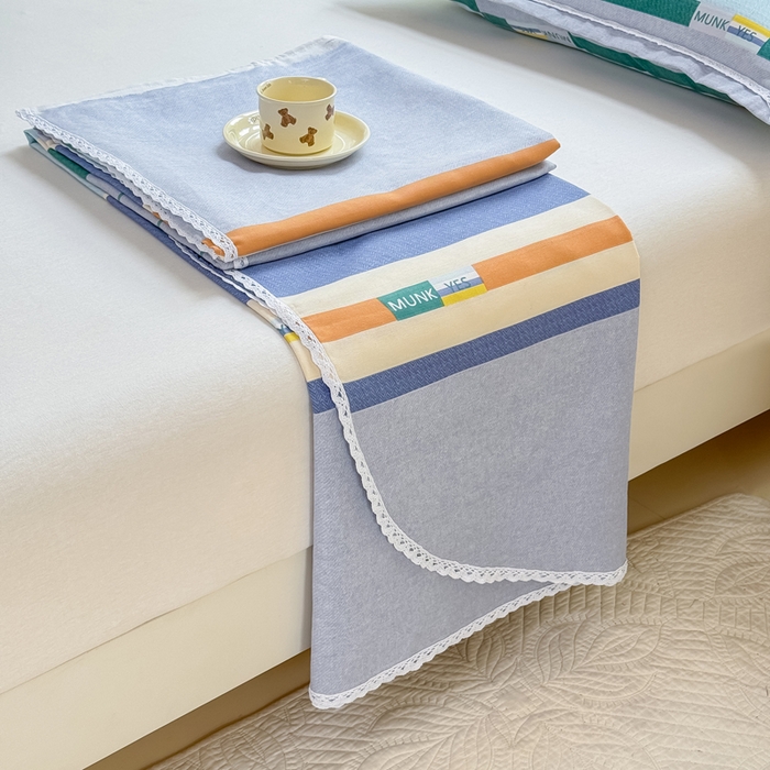 91家纺网 家纺一手货源 找家纺 梵克保罗 2025春夏原棉鱼骨棉老粗布花边印花床单软凉席三件套 简彩条纹