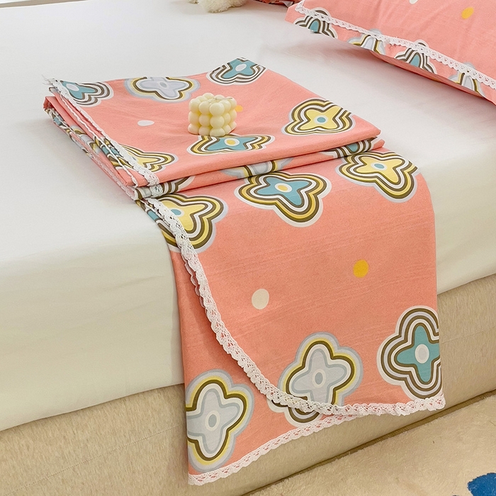 91家纺网 家纺一手货源 找家纺 梵克保罗 2025春夏原棉鱼骨棉老粗布花边印花床单软凉席三件套 四叶草-玉