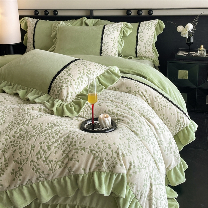 91家纺网 家纺一手货源 找家纺 （总）慕木家纺 2025新款A类高克重高端雕花烂花AB版工艺款拼接四件套绮梦系列(直播热款)