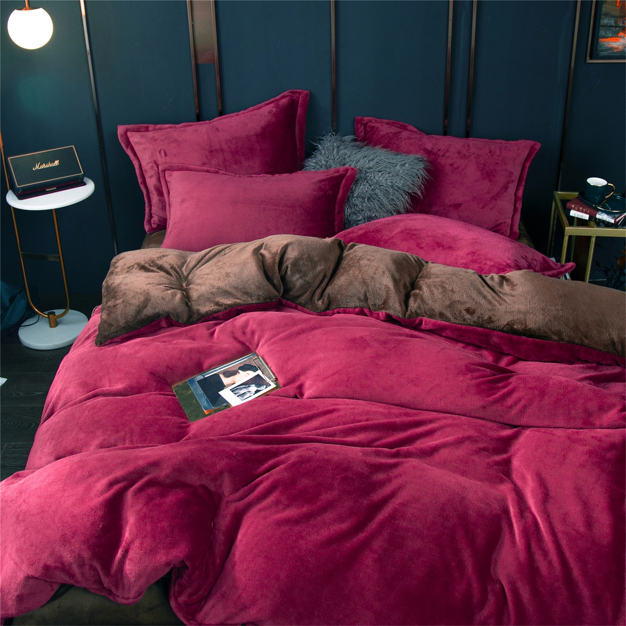 91家纺网 家纺一手货源 找家纺 兰紫橙家纺 2025新款双面绒纯色双拼牛奶绒四件套 酒红+咖啡