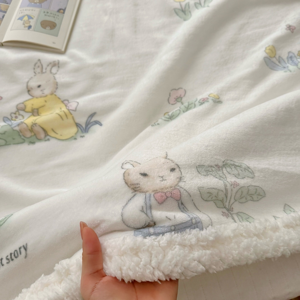 91家纺网 家纺一手货源 找家纺 航途席业 2025新款200g牛奶绒羊羔绒毛毯 花丛兔