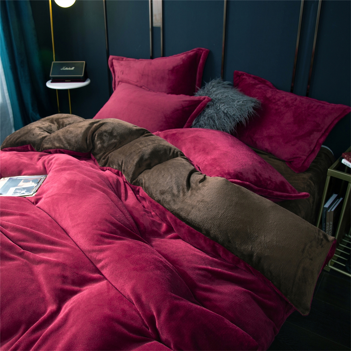 91家纺网 家纺一手货源 找家纺 兰紫橙家纺 2025新款双面绒纯色双拼牛奶绒四件套 酒红+咖啡