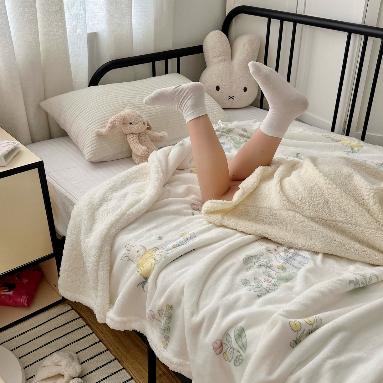 91家纺网 家纺一手货源 找家纺 航途席业 2025新款200g牛奶绒羊羔绒毛毯 花丛兔