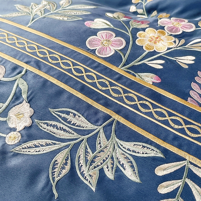 91家纺网 家纺一手货源 找家纺 梵克保罗 2025春夏新品高克重天丝棉刺绣凉感四件套直播清仓 华尔兹-钻石蓝