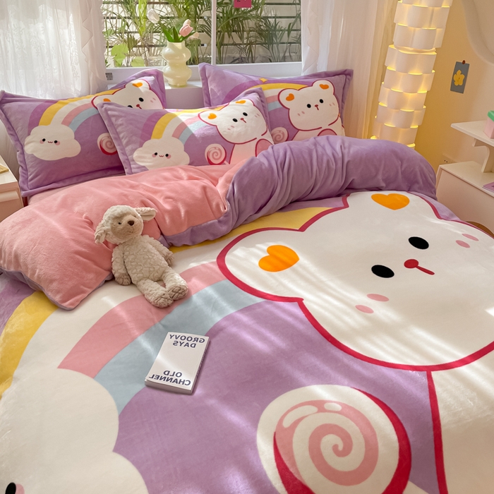 91家纺网 家纺一手货源 找家纺 喜梦缘 2025年新款大版小版卡通牛奶绒四件套 彩虹熊