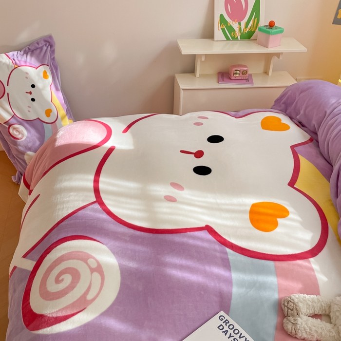 91家纺网 家纺一手货源 找家纺 喜梦缘 2025年新款大版小版卡通牛奶绒四件套 彩虹熊