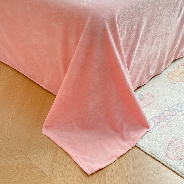 91家纺网 家纺一手货源 找家纺 喜梦缘 2025年新款大版小版卡通牛奶绒四件套 彩虹熊