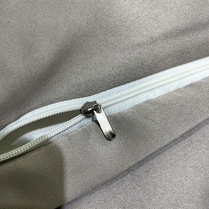 91家纺网 家纺一手货源 找家纺 梵克保罗 2025春夏新品水洗仿天丝数码凉感丝四件套 花香琉璃-红