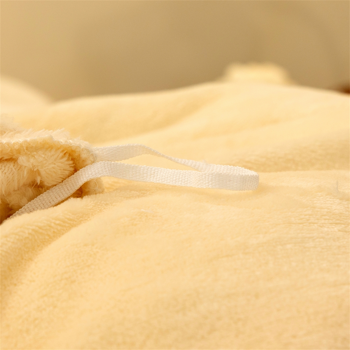 91家纺网 家纺一手货源 找家纺 兰紫橙家纺 2025新款双面绒纯色双拼牛奶绒四件套 米白