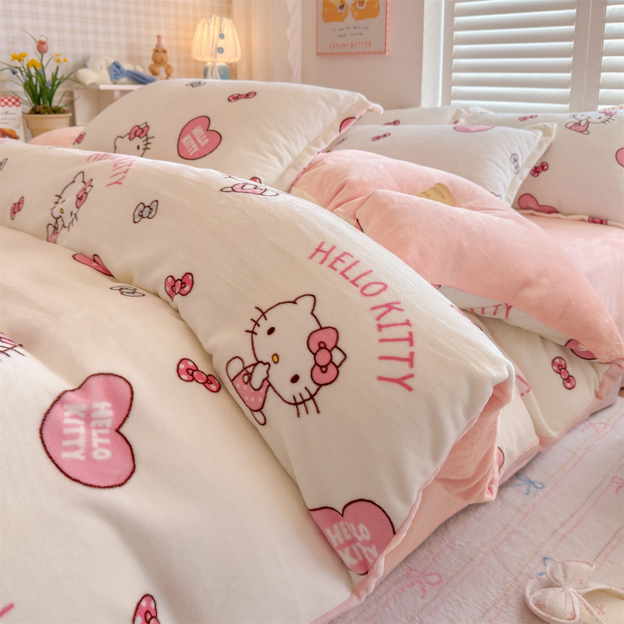 91家纺网 家纺一手货源 找家纺 （总）名兮家居 2025新款经典奥特曼-三丽鸥高克重牛奶绒四件套