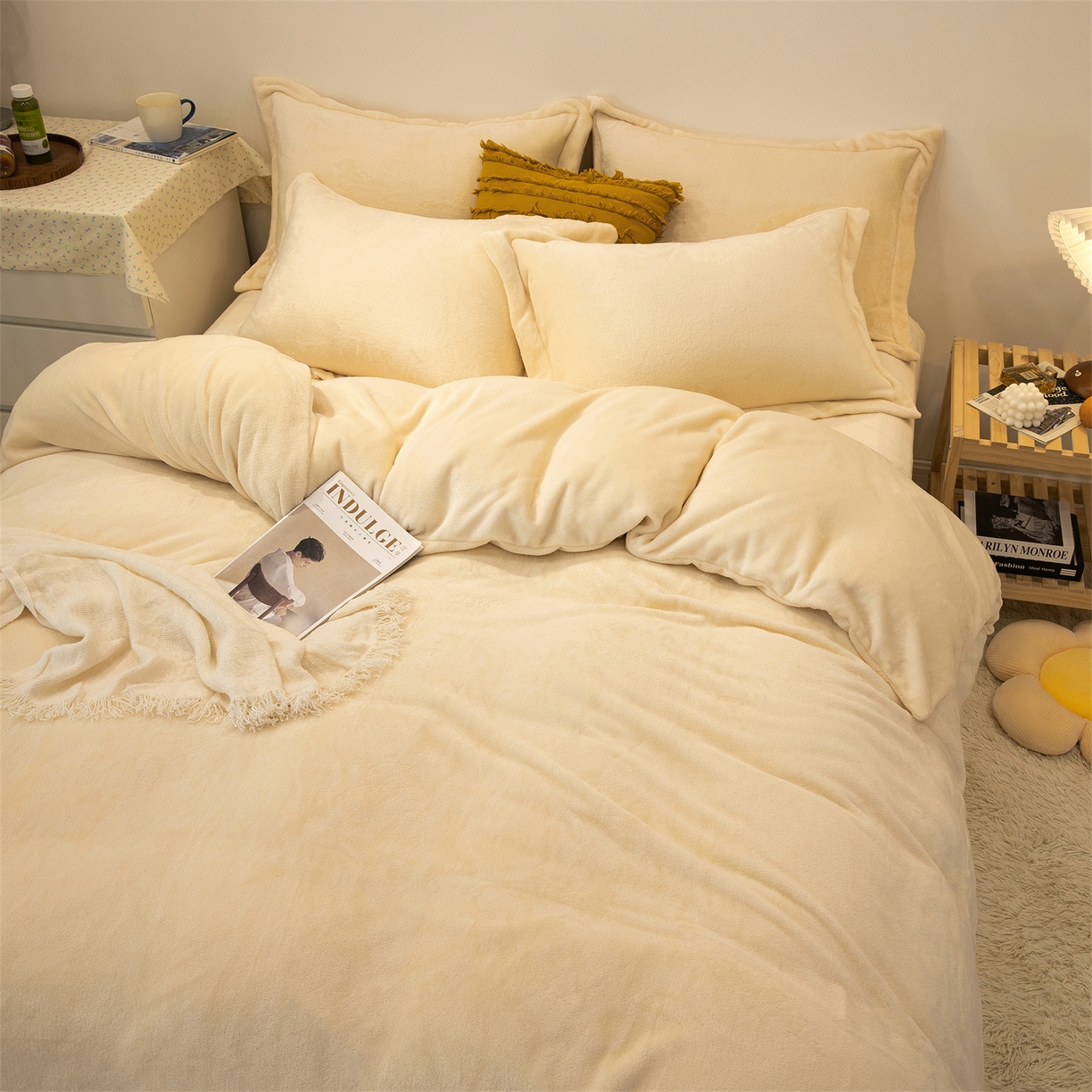 91家纺网 家纺一手货源 找家纺 兰紫橙家纺 2025新款双面绒纯色双拼牛奶绒四件套 米白