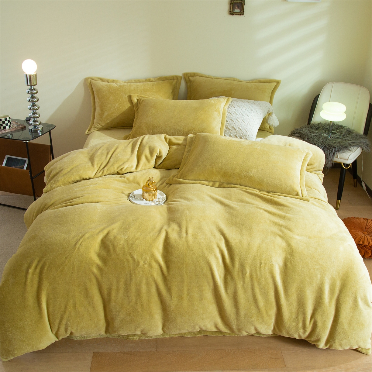 91家纺网 家纺一手货源 找家纺 兰紫橙家纺 2025新款双面绒纯色双拼牛奶绒四件套 奶油黄