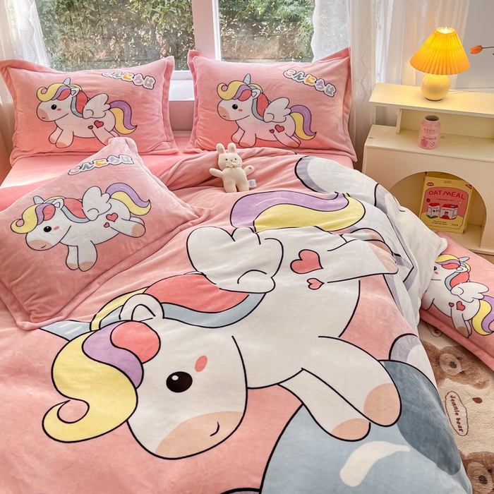 91家纺网 家纺一手货源 找家纺 喜梦缘 2025年新款大版小版卡通牛奶绒四件套 独角兽