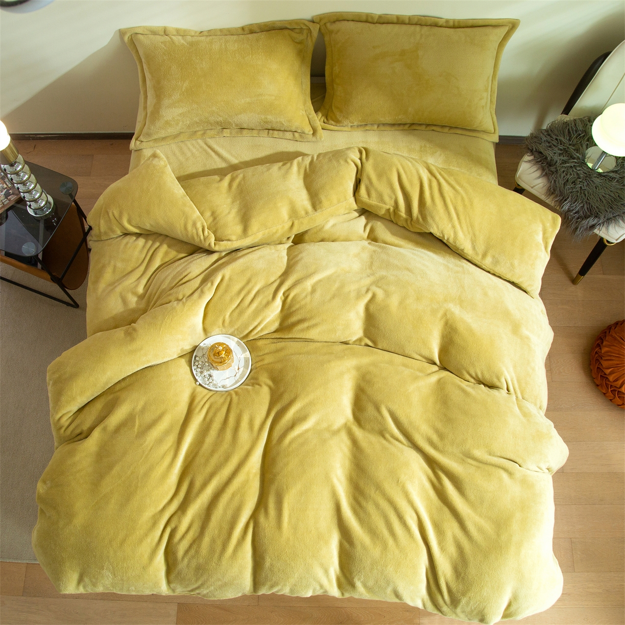 91家纺网 家纺一手货源 找家纺 兰紫橙家纺 2025新款双面绒纯色双拼牛奶绒四件套 奶油黄