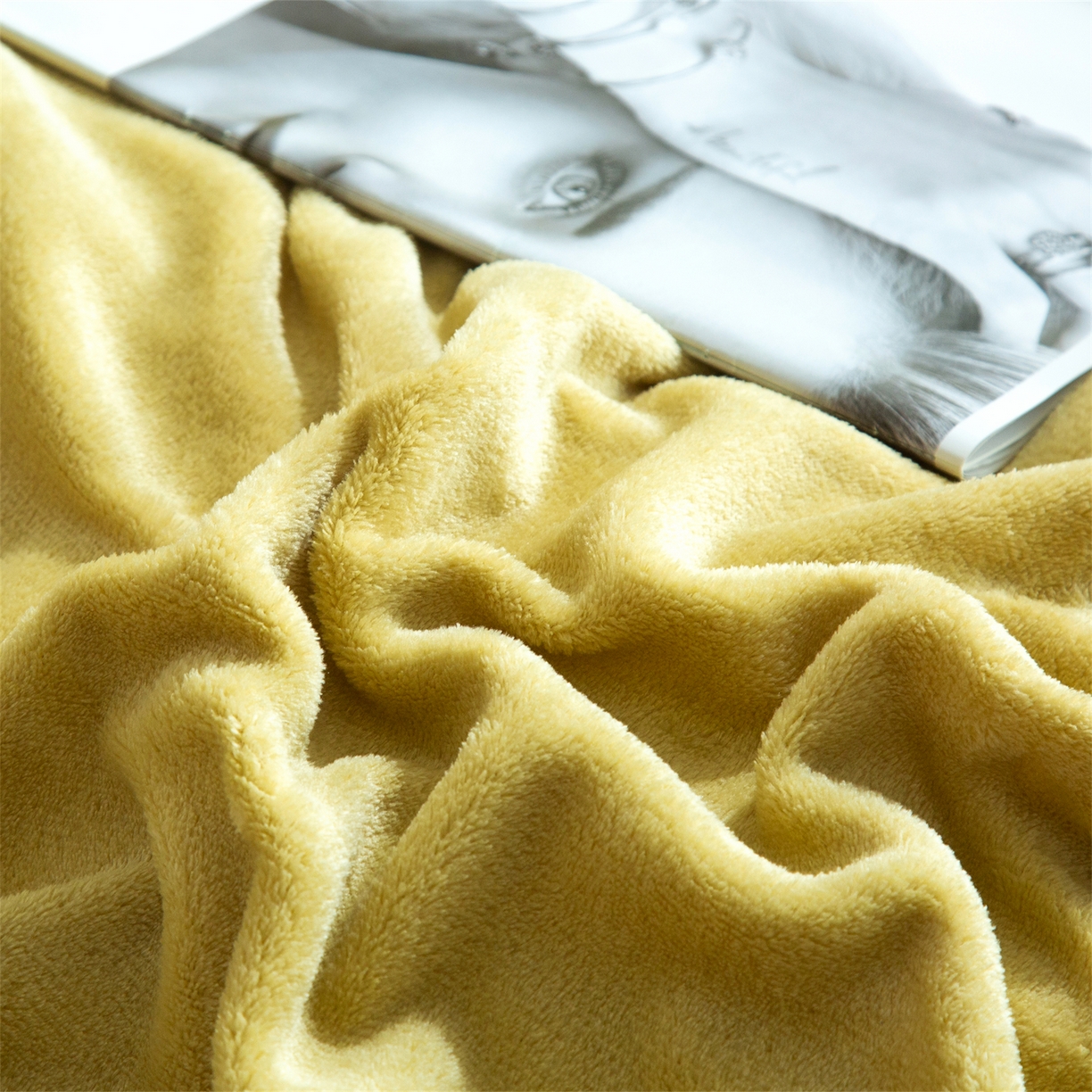 91家纺网 家纺一手货源 找家纺 兰紫橙家纺 2025新款双面绒纯色双拼牛奶绒四件套 奶油黄