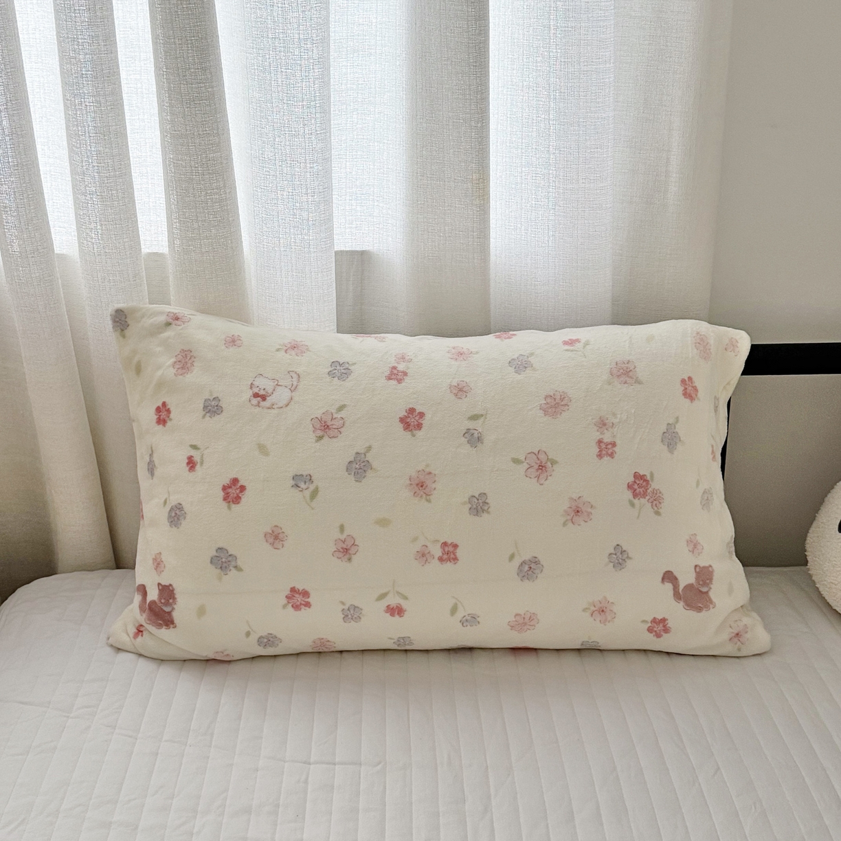 91家纺网 家纺一手货源 找家纺 航途席业 2025新款200g牛奶绒羊羔绒毛毯 花园小猫咪