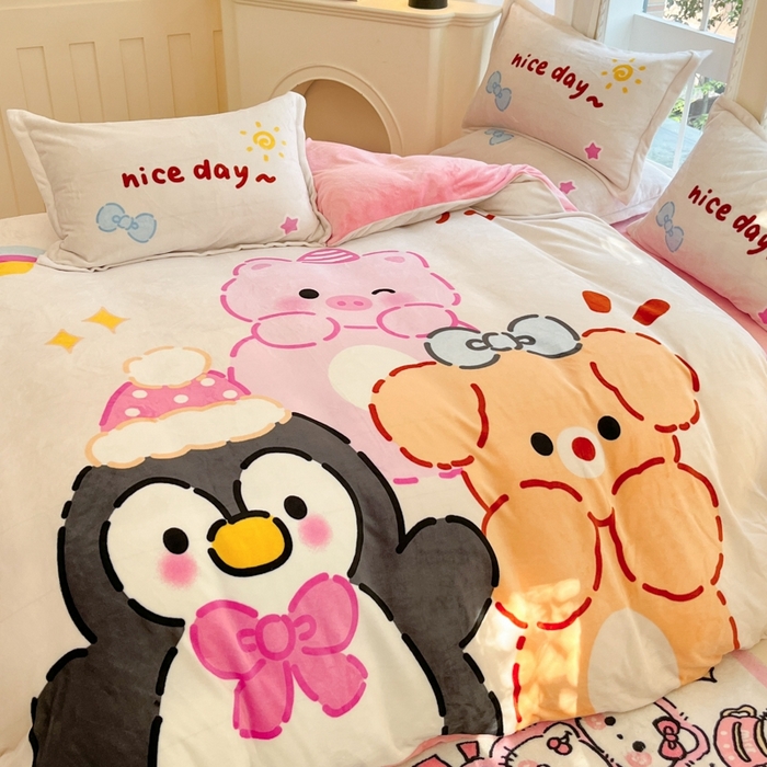 91家纺网 家纺一手货源 找家纺 喜梦缘 2025年新款大版小版卡通牛奶绒四件套 快乐猪仔