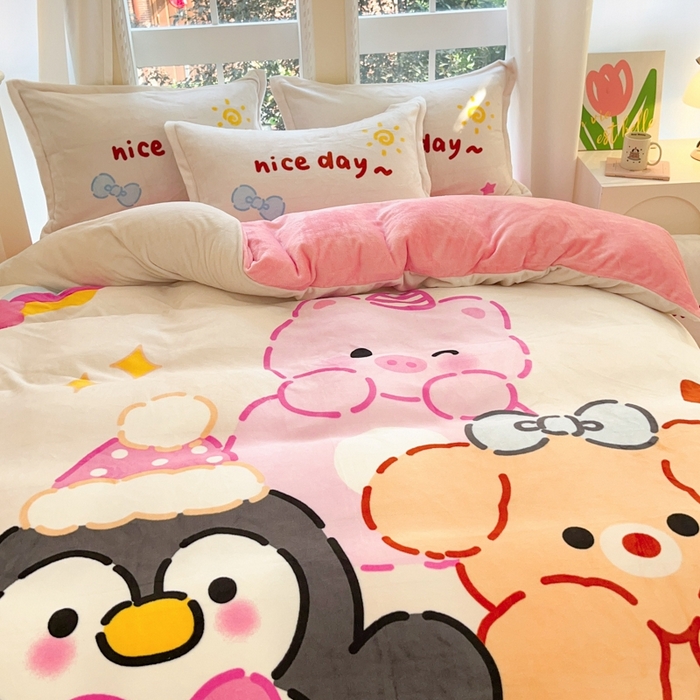 91家纺网 家纺一手货源 找家纺 喜梦缘 2025年新款大版小版卡通牛奶绒四件套 快乐猪仔