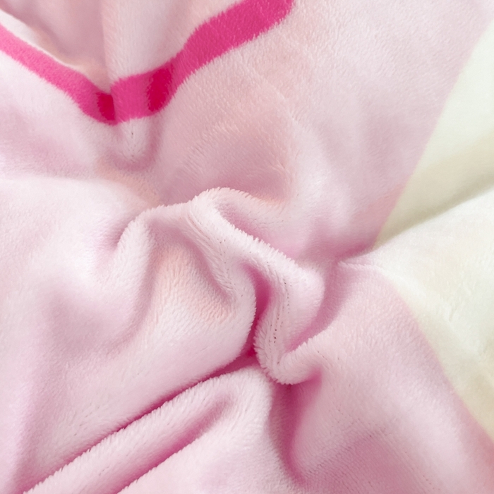 91家纺网 家纺一手货源 找家纺 喜梦缘 2025年新款大版小版卡通牛奶绒四件套 快乐猪仔